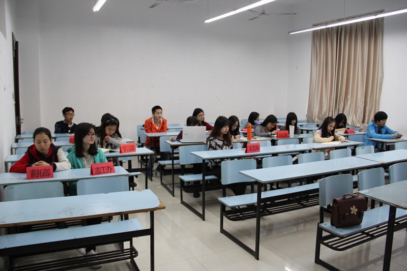 IMG_0129.JPG IMG_0129.JPG